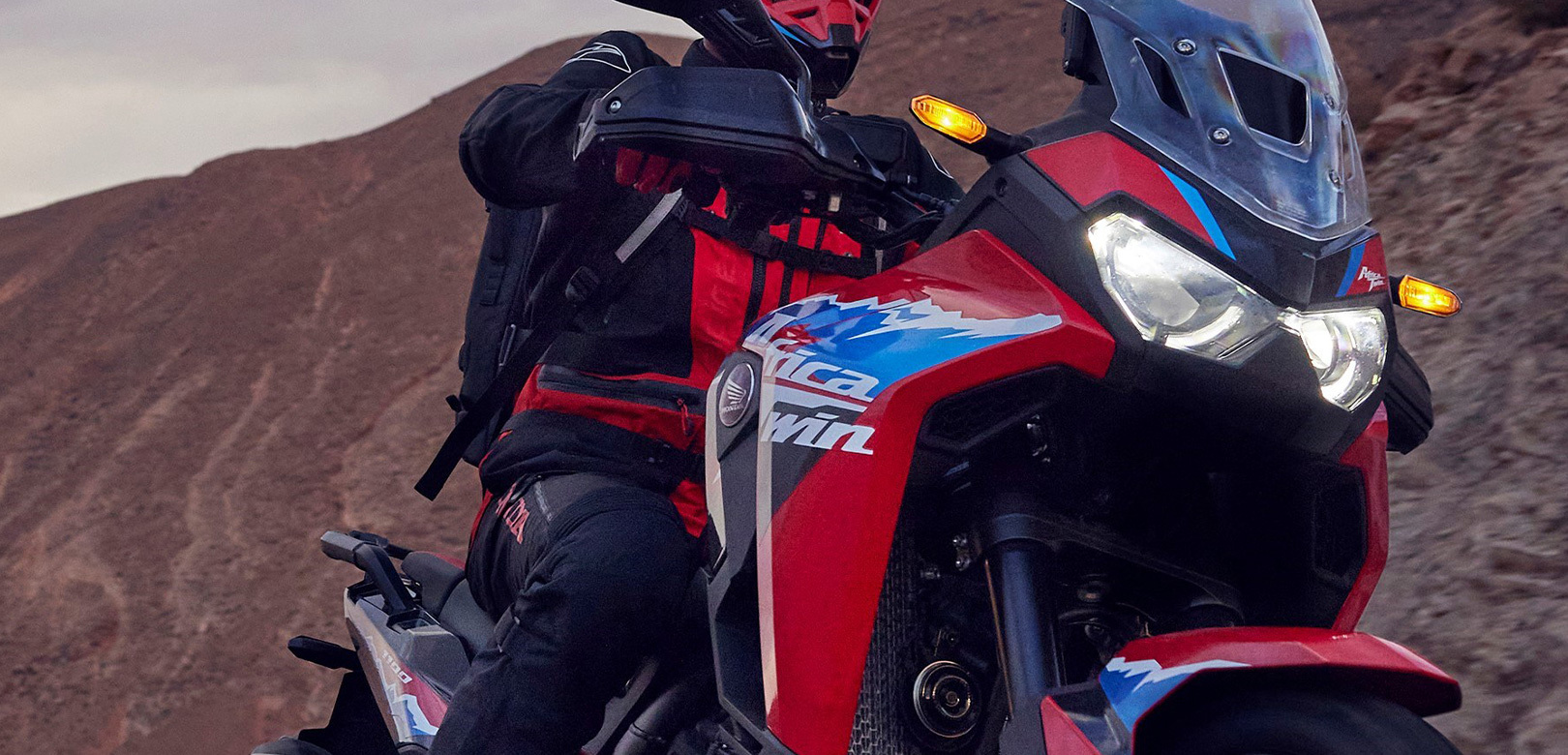 24YM_CRF1100AT_Features_2_Safetyjpg_1