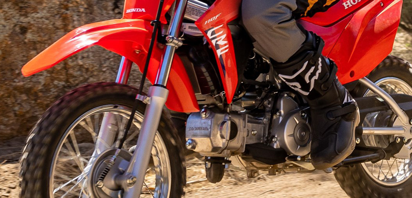 25YM-CRF110F_Features_Performancejpg_1