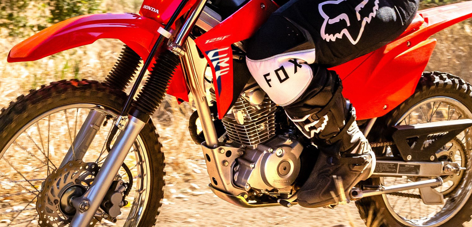 25YM-CRF125F_Features_Efficiencyjpg_1