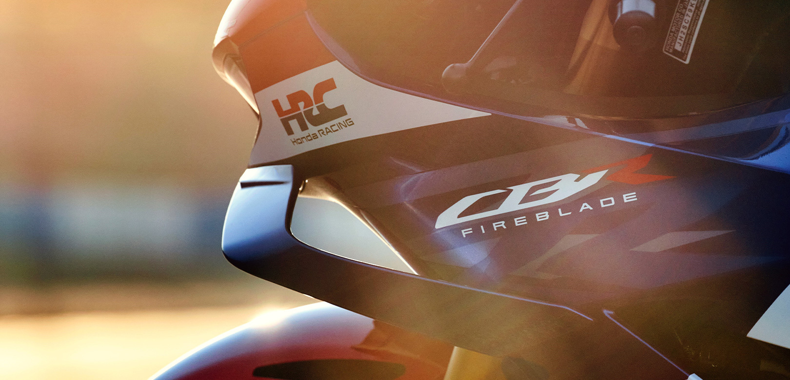CBR1000RR-R_SP_Features_Aerodynamicsjpg_1